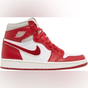 Women's Air Jordan 1
Varsity Red